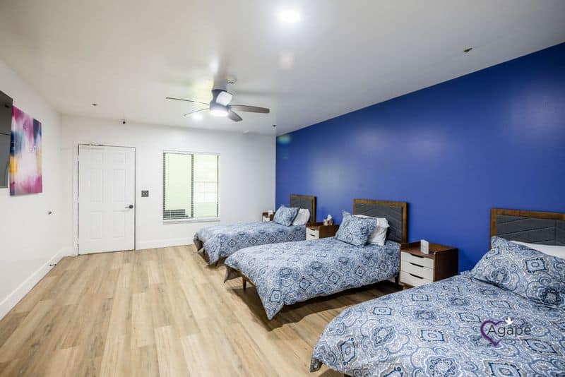 bedrooms-at-agape